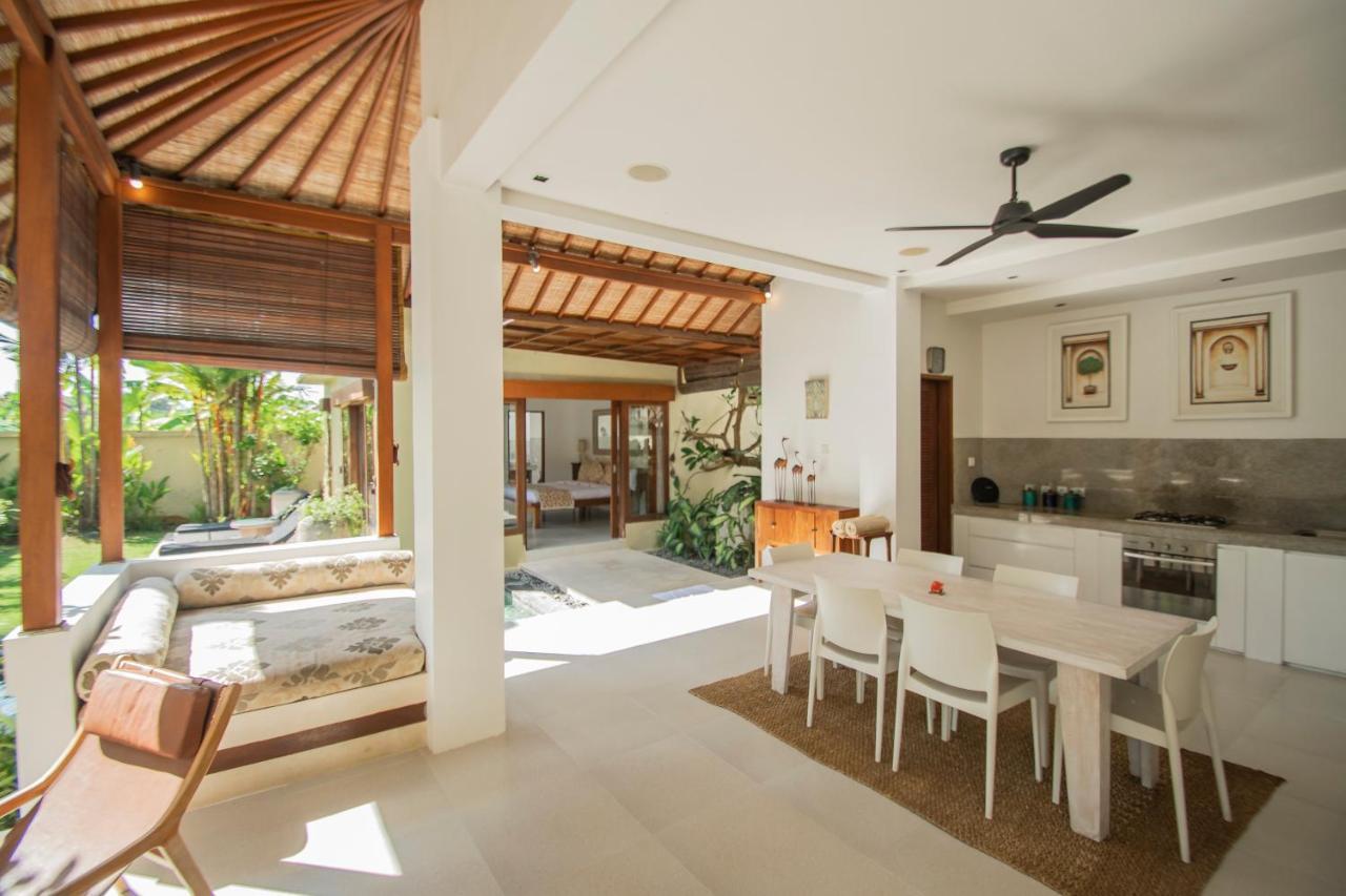 Villa Shanti, Sitara Villa Group Seminyak Dış mekan fotoğraf