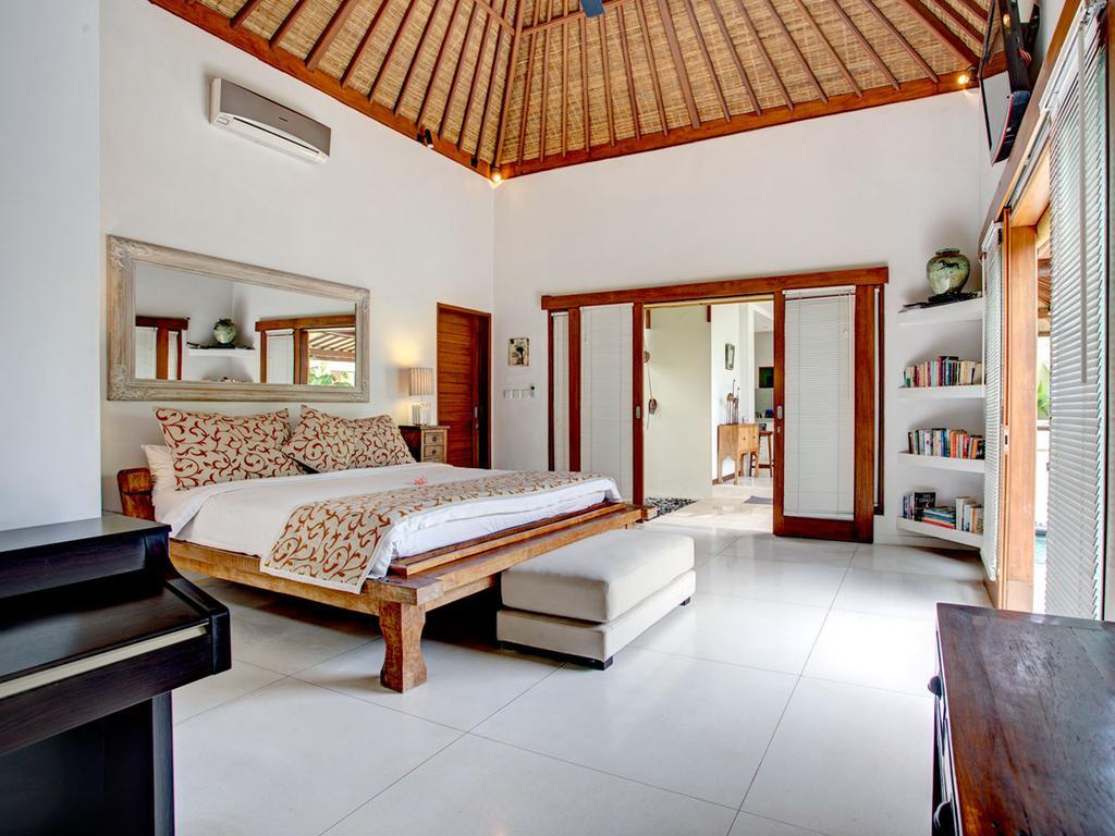 Villa Shanti, Sitara Villa Group Seminyak Dış mekan fotoğraf