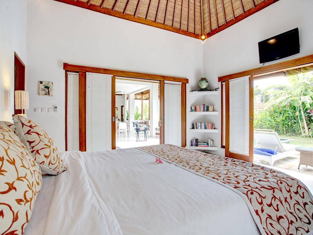 Villa Shanti, Sitara Villa Group Seminyak Dış mekan fotoğraf